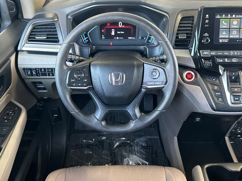 Used 2020 Honda Odyssey EX image 13