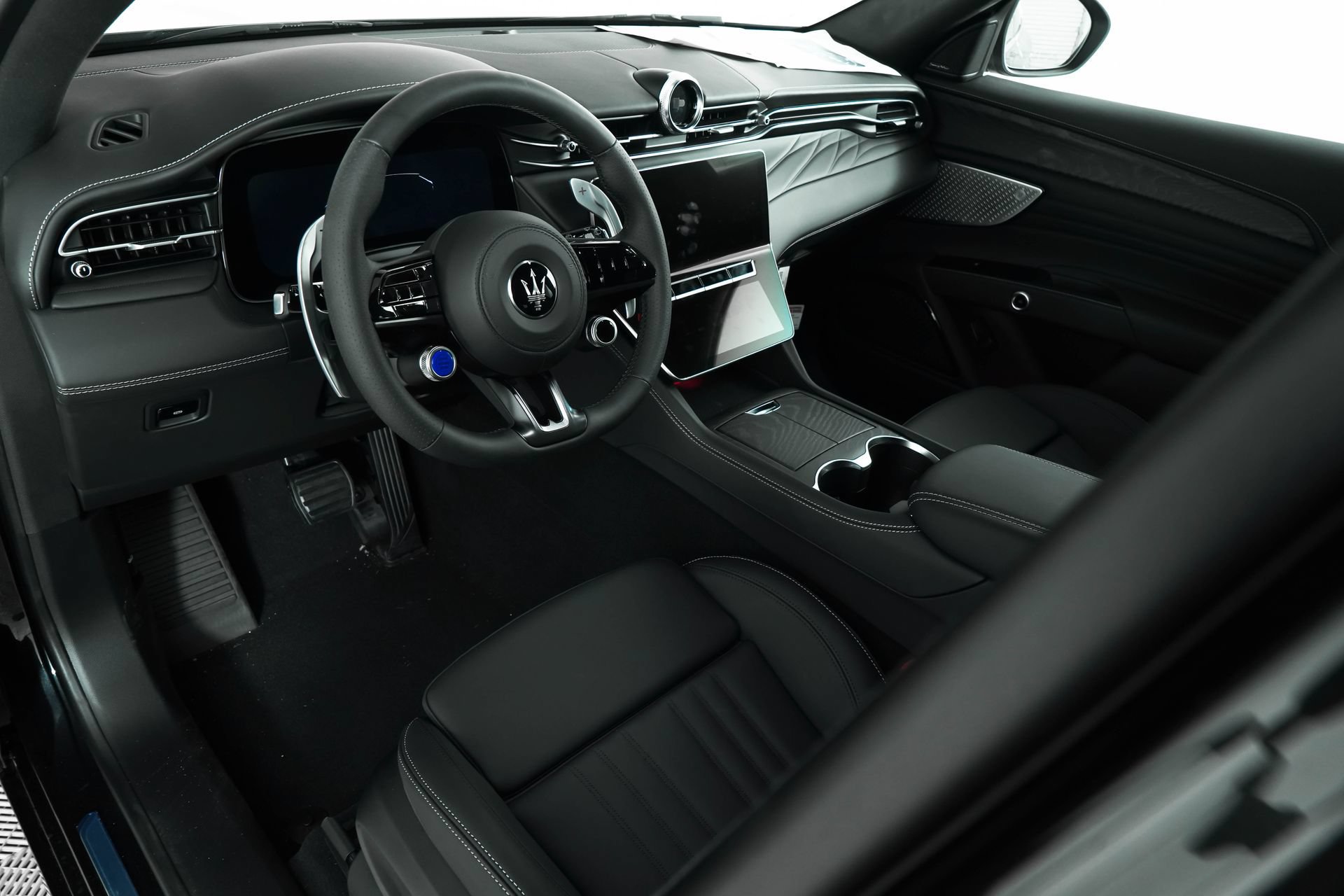 Used 2025 Maserati Grecale GT AWD/4WD image 21