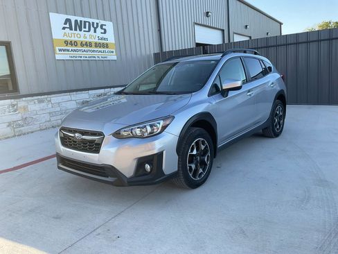 Used 2020 Subaru Crosstrek 2.0i Premium w/ Moonroof Package 2 image 4