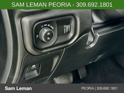 New 2026 RAM 1500 Express AWD/4WD image 10