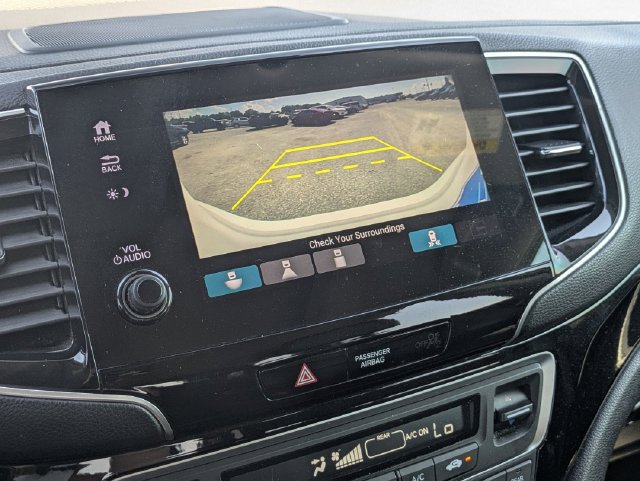 Used 2021 Honda Pilot Touring image 23