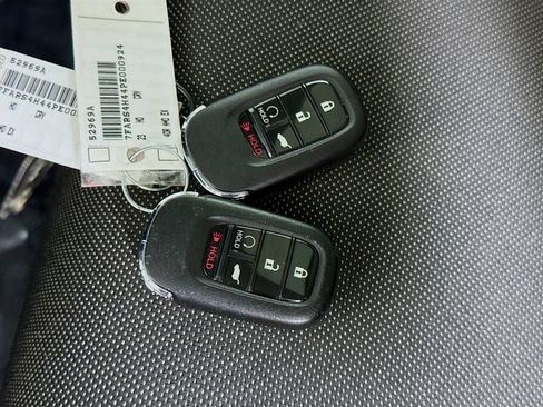 Used 2023 Honda CR-V EX image 32
