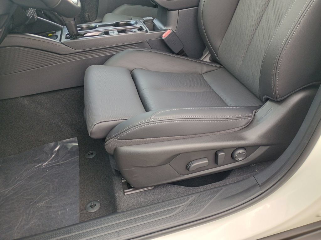New 2026 Subaru Outback Touring AWD/4WD image 13