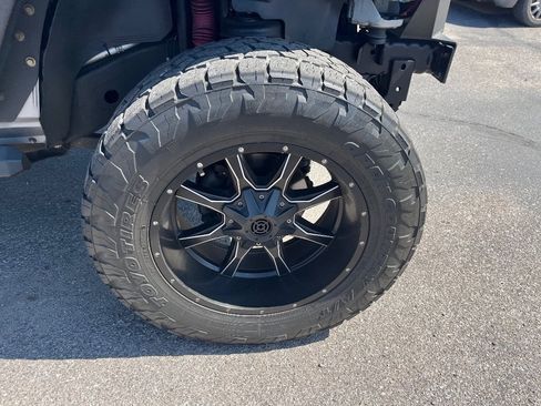 Used 2016 Jeep Wrangler Unlimited Sport w/ Max Tow Package AWD/4WD image 19