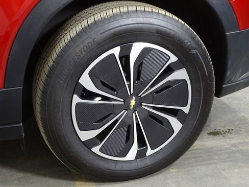 Used 2024 Chevrolet Blazer EV LT image 40