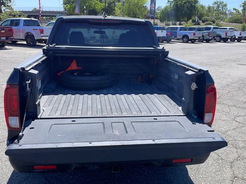 Used 2017 Honda Ridgeline RTL-T image 39