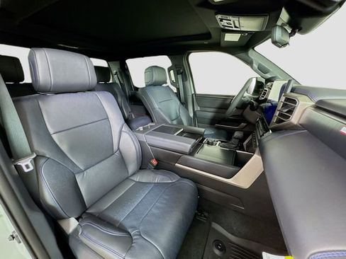 New 2026 Toyota Tundra Limited AWD/4WD image 30