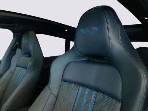 Used 2025 Aston Martin DBX 707 image 13