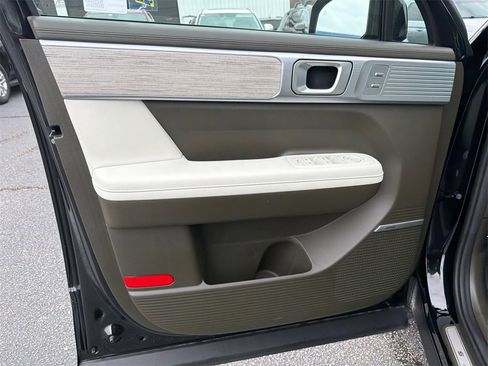 Used 2025 Hyundai Santa Fe Calligraphy image 10