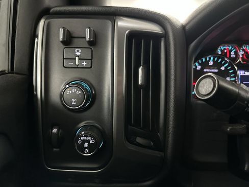 Used 2017 Chevrolet Silverado 2500 LT w/ Midnight Edition AWD/4WD image 42