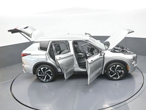 Used 2023 Mitsubishi Outlander SEL image 84