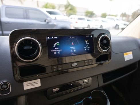 Used 2023 Mercedes-Benz Sprinter 3500 w/ Parking Package image 15