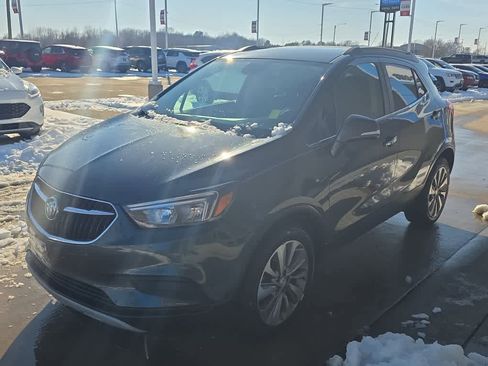 Used 2018 Buick Encore Preferred image 4