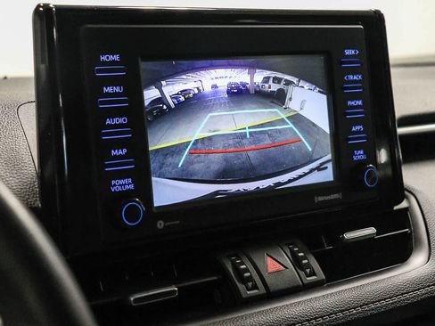 Used 2022 Toyota RAV4 XLE Premium FWD image 25