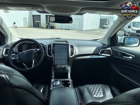 Used 2024 Ford Edge Titanium w/ Equipment Group 301A AWD/4WD image 12