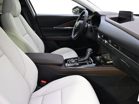 New 2025 MAZDA CX-30 2.5 Turbo w/ Premium Package image 16