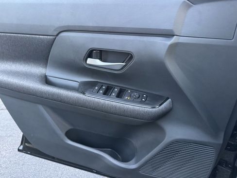 New 2026 Nissan Kicks SV FWD image 4