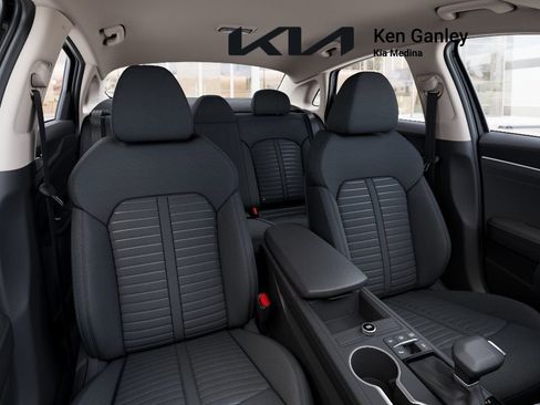 New 2026 Kia K5 LXS FWD image 15