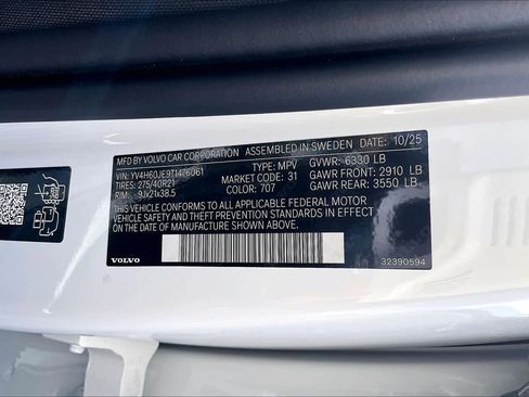 New 2026 Volvo XC90 T8 Plus image 36