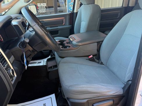 Used 2013 RAM 1500 Classic SLT w/ Protection Group AWD/4WD image 10