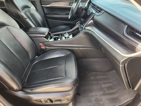 Used 2021 Jeep Grand Cherokee L Limited AWD/4WD image 14