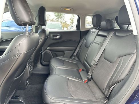 Used 2019 Jeep Compass Latitude w/ Popular Equipment Group image 19