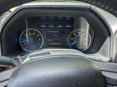 Used 2015 Ford F150 XLT w/ Equipment Group 302A Luxury RWD image 17