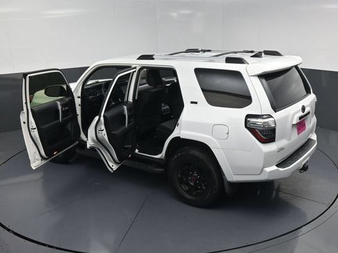 Used 2021 Toyota 4Runner SR5 RWD image 21