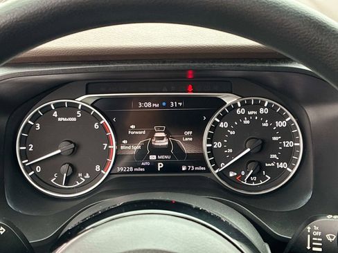 Used 2021 Nissan Rogue S image 24