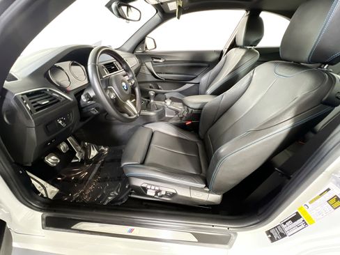 Used 2018 BMW M2 image 21