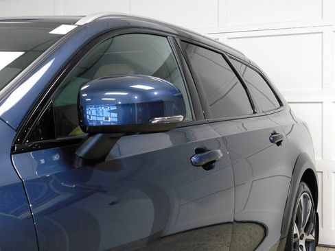 Used 2026 Volvo V90 B6 Cross Country Ultra image 20