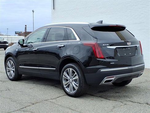 New 2026 Cadillac XT5 Premium Luxury image 3