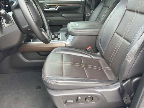 Used 2024 Chevrolet Silverado 2500 High Country w/ Technology Package AWD/4WD image 23