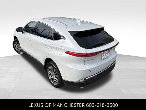 Used 2023 Toyota Venza Limited AWD/4WD image 4