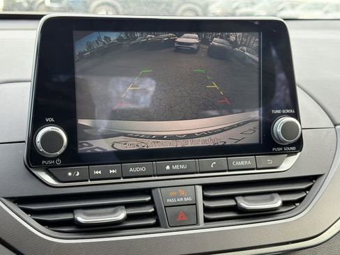 Certified 2024 Nissan Altima 2.5 SR FWD image 17