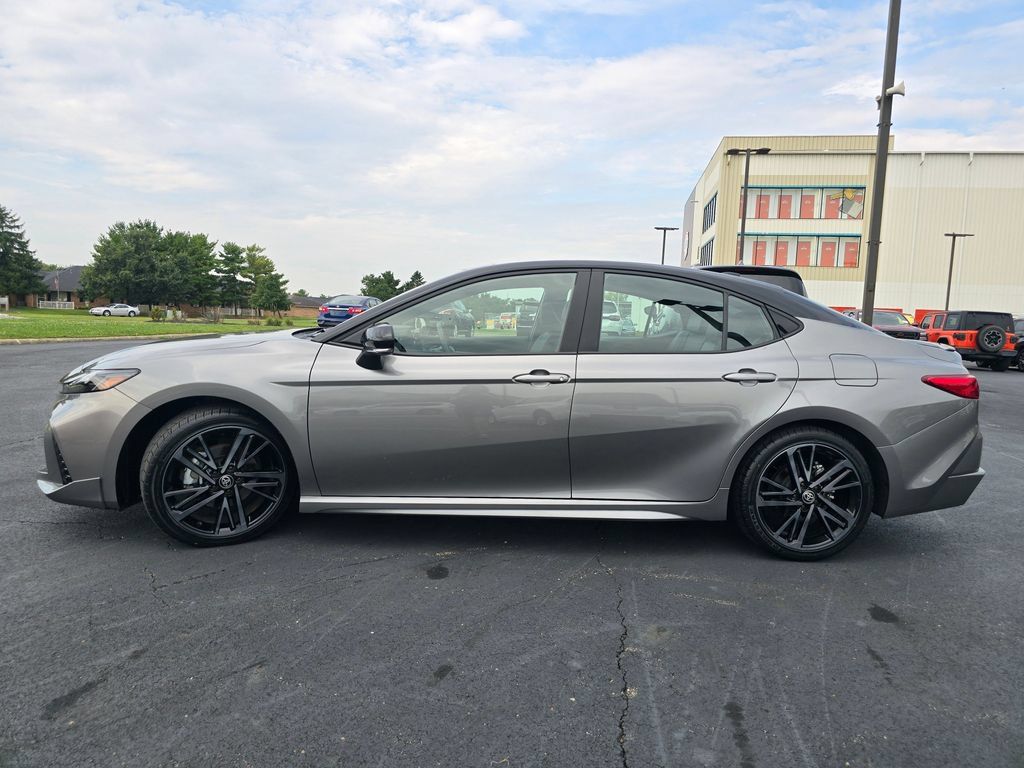Used 2025 Toyota Camry XSE w/ Premium Package FWD image 5