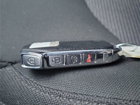 Used 2023 Kia K5 LXS image 21