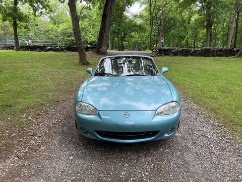 Used 2001 MAZDA MX-5 Miata LS RWD image 4