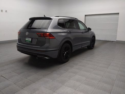 Used 2019 Volkswagen Tiguan SEL Premium R-Line image 9