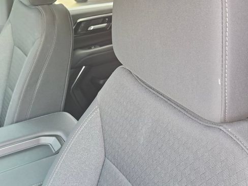 Used 2025 Chevrolet Tahoe LS RWD image 26