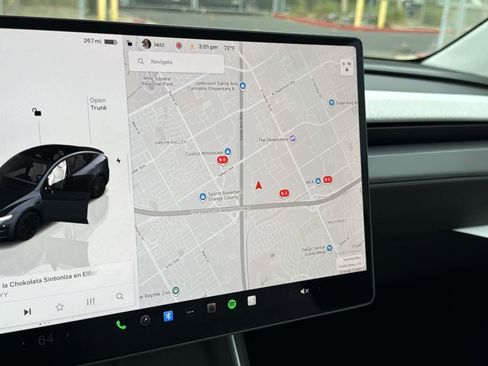 Used 2026 Tesla Model Y 2WD image 15