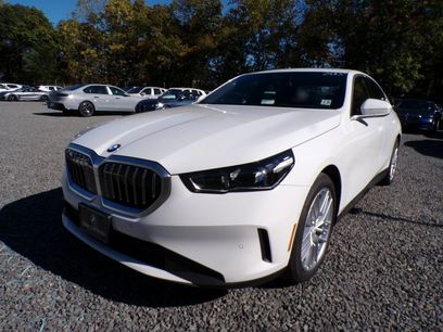 Certified 2025 BMW 530i xDrive w/ Premium Package