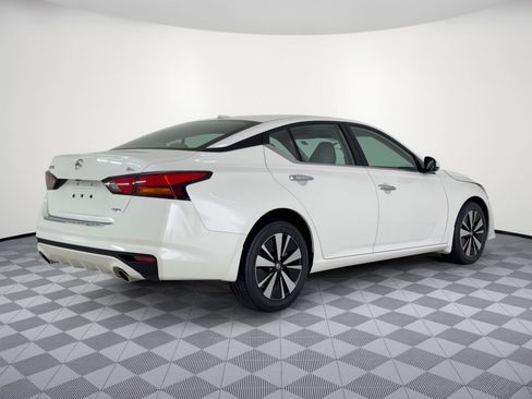 Used 2021 Nissan Altima 2.5 SL AWD/4WD image 9