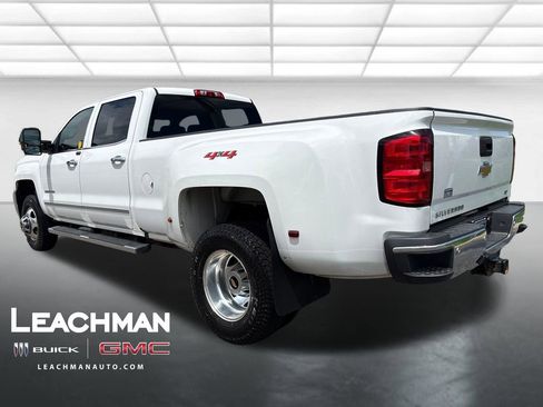 Used 2019 Chevrolet Silverado 3500 4x4 Crew Cab LTZ DRW w/ Duramax Plus Package image 5