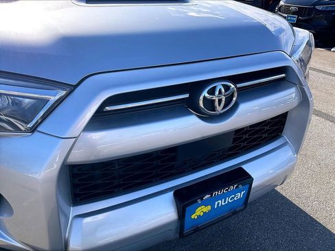 Used 2023 Toyota 4Runner TRD Off-Road image 28