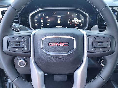 New 2026 GMC Sierra 1500 SLT image 20