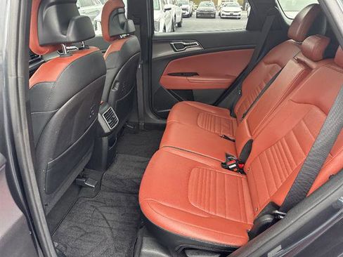 Used 2023 Kia Sportage SX image 6