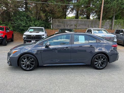 Used 2024 Toyota Corolla XSE FWD image 7