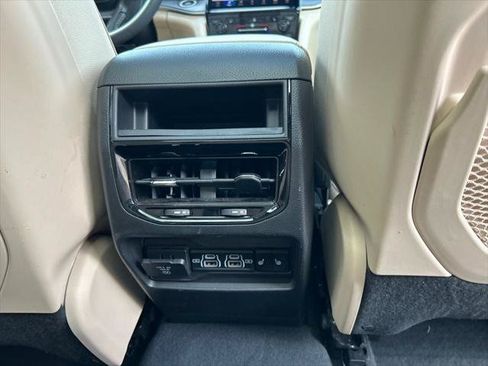 Certified 2024 Jeep Grand Cherokee Limited 4xe AWD/4WD image 34