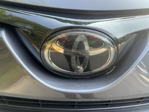 Used 2016 Toyota RAV4 Limited AWD/4WD image 27